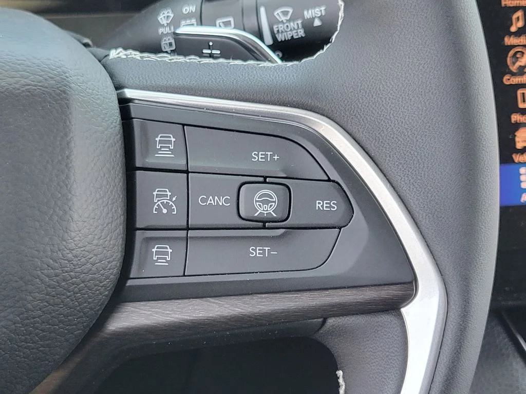 2026 Jeep Grand Cherokee L photo 5