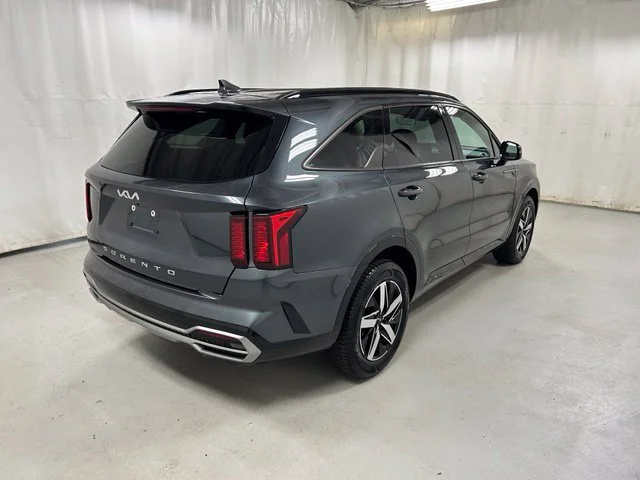 Used 2022 Gray Kia S image 4