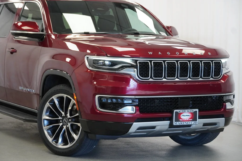 Used 2022 Red Jeep Series II image 8