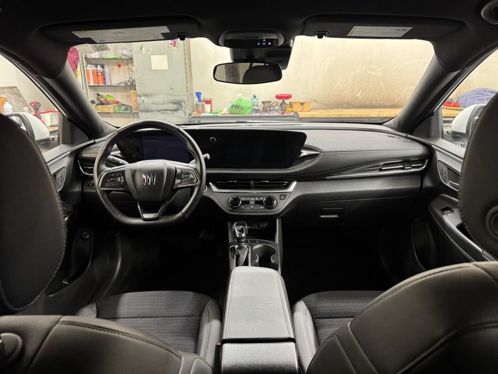 Used 2024 Summit White Buick Preferred image 27