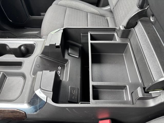 New 2026 Summit White GMC Elevation image 29