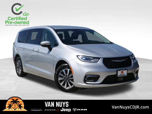 2023 Chrysler Pacifica Hybrid Touring L