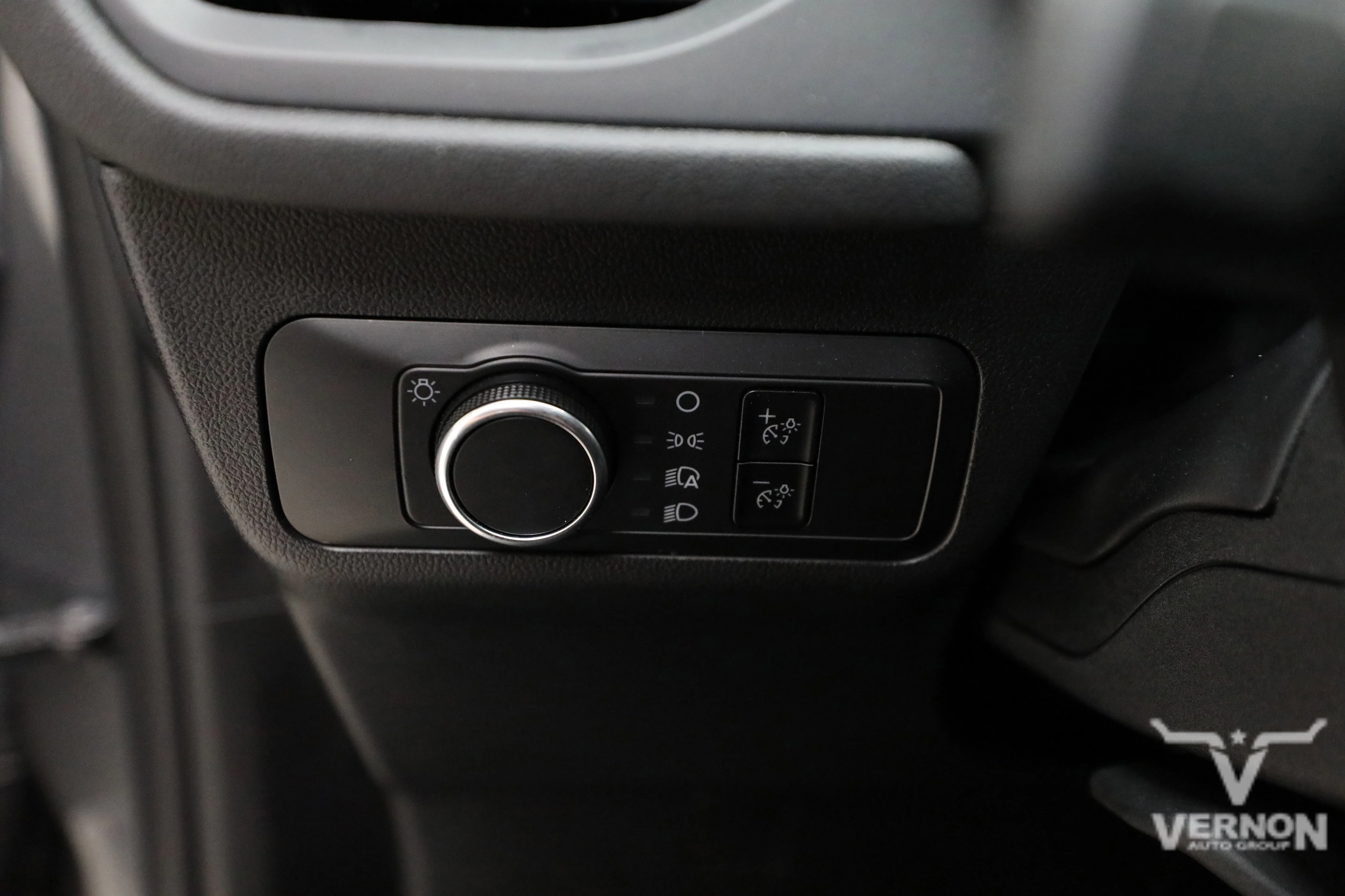 Pre-Owned 2025 Ford Escape Active FWD