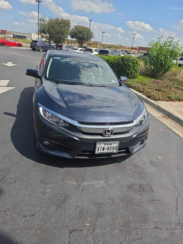 Used 2018 Cosmic Blue Metallic Honda EX-T image 3