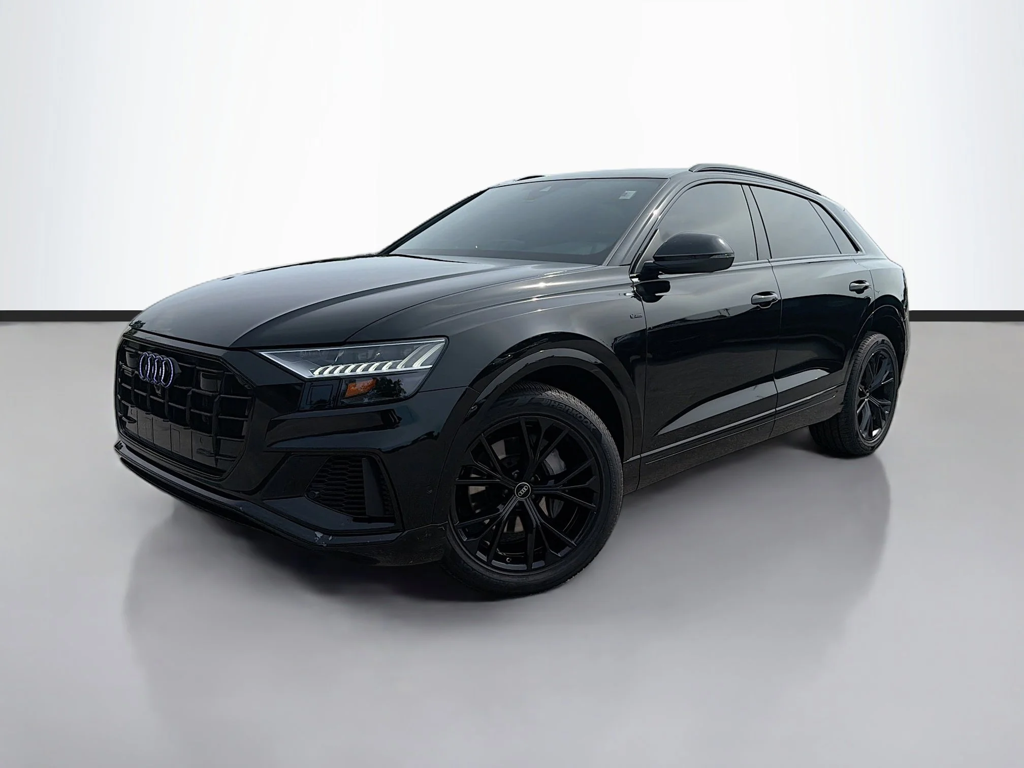 2023 Audi Q8 55 Premium Plus Tiptonic quattro's photo