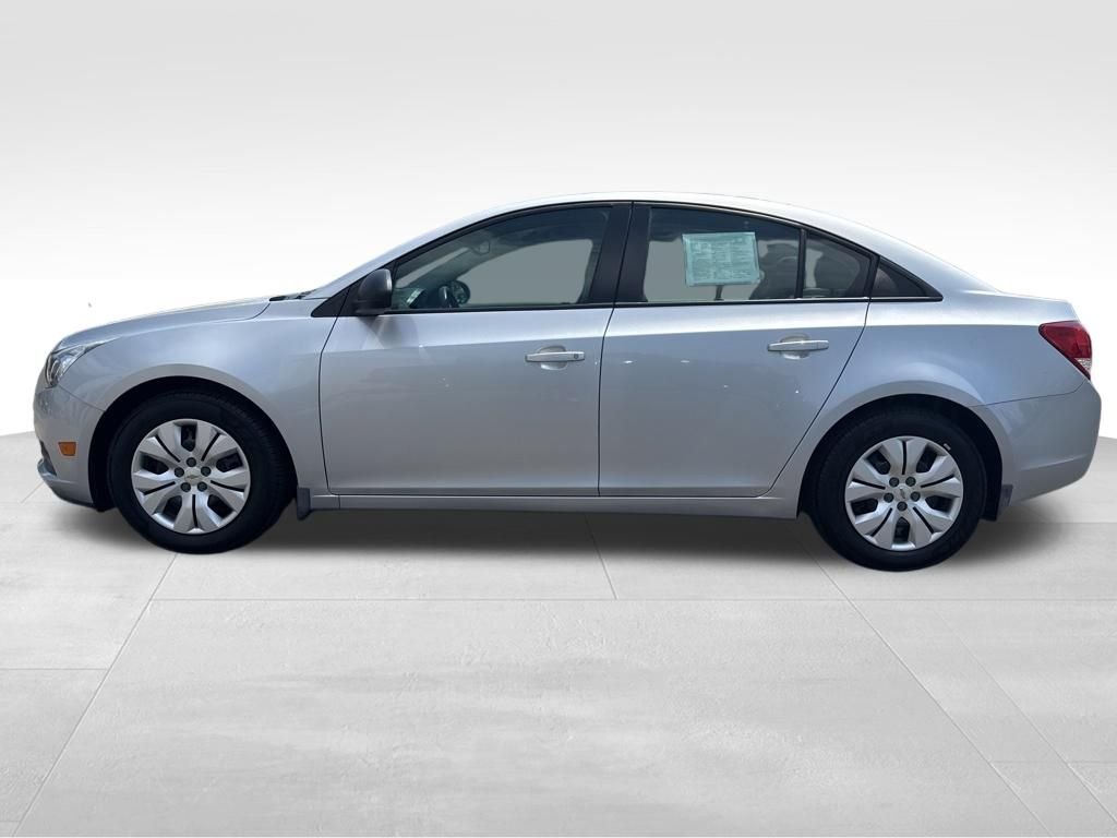 Used 2013 Silver Chevrolet LS image 13