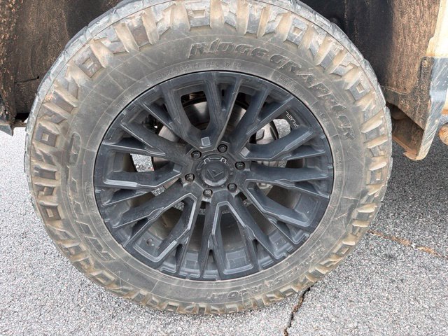 Used 2023 White Chevrolet LT Trail Boss image 9
