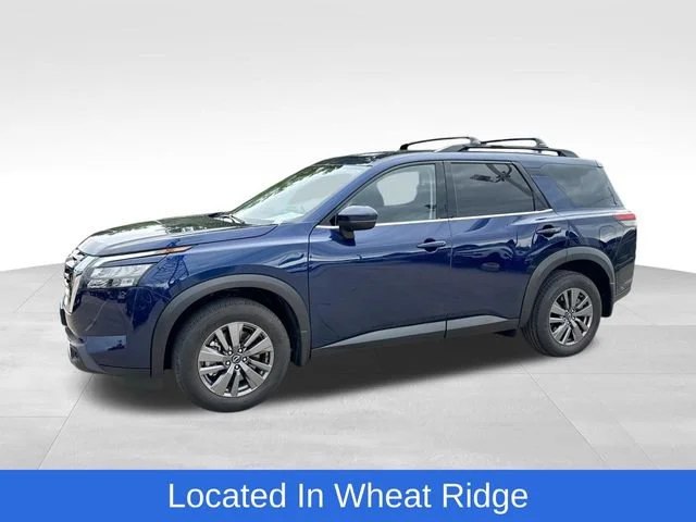 2025 Nissan Pathfinder SV 4WD's photo