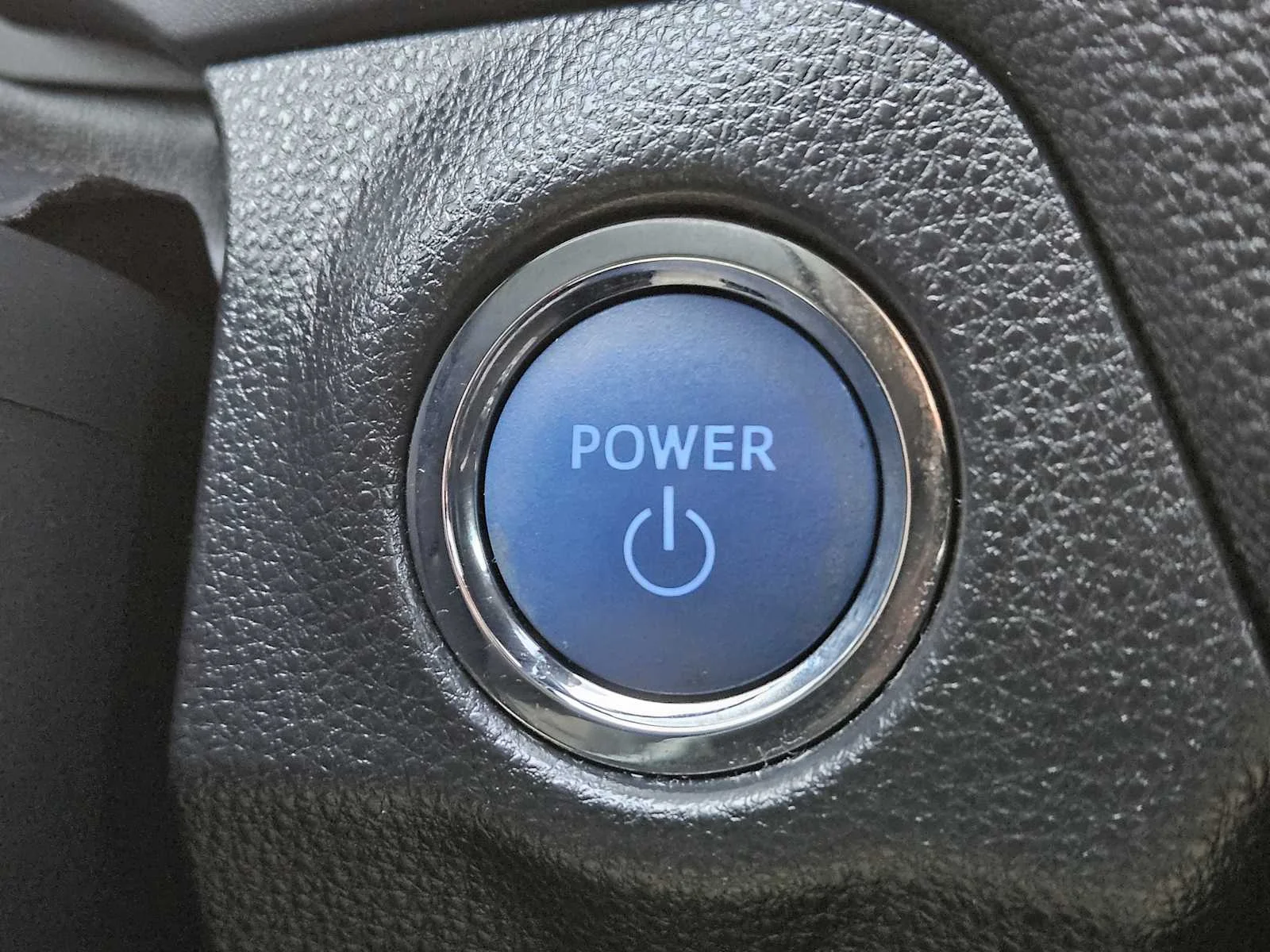 Used 2022 Magnetic Gray Metallic Toyota Hybrid XLE Premium image 16