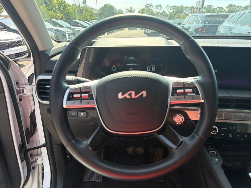 Certified Used 2023 White Kia EX image 11
