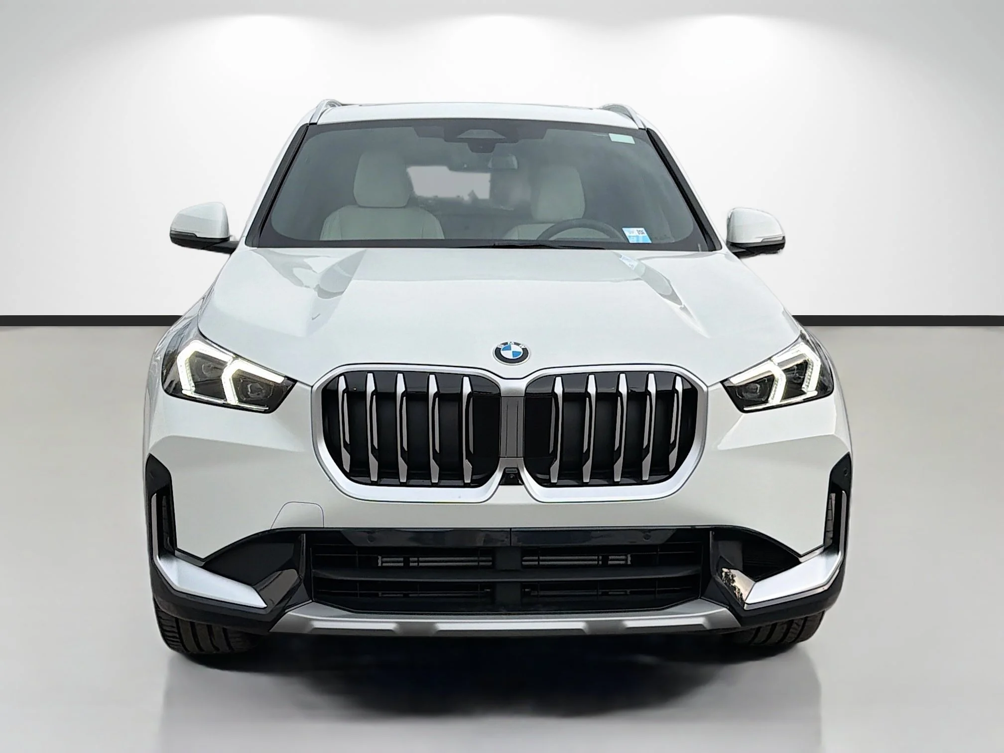 New 2026 Alpine White BMW xDrive28i image 8