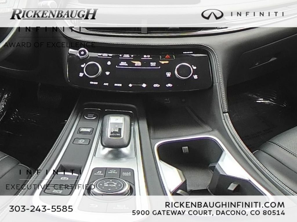 Certified Used 2023 White INFINITI LUXE image 25