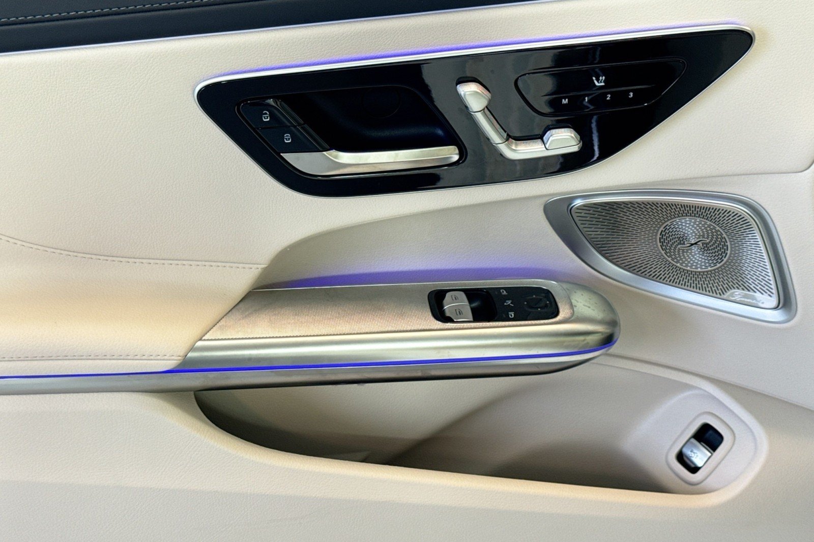 New 2026 Polar White Mercedes-Benz CLE 300 4MATIC® Coupe image 16