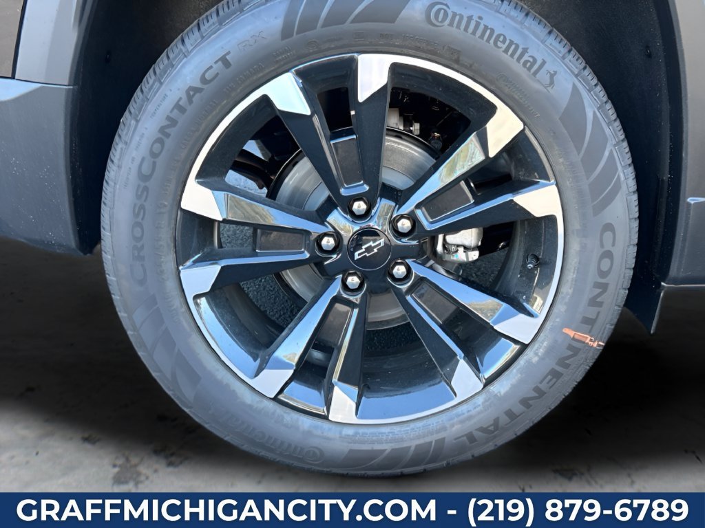 New 2027 Mosaic Black Metallic Chevrolet RS image 38