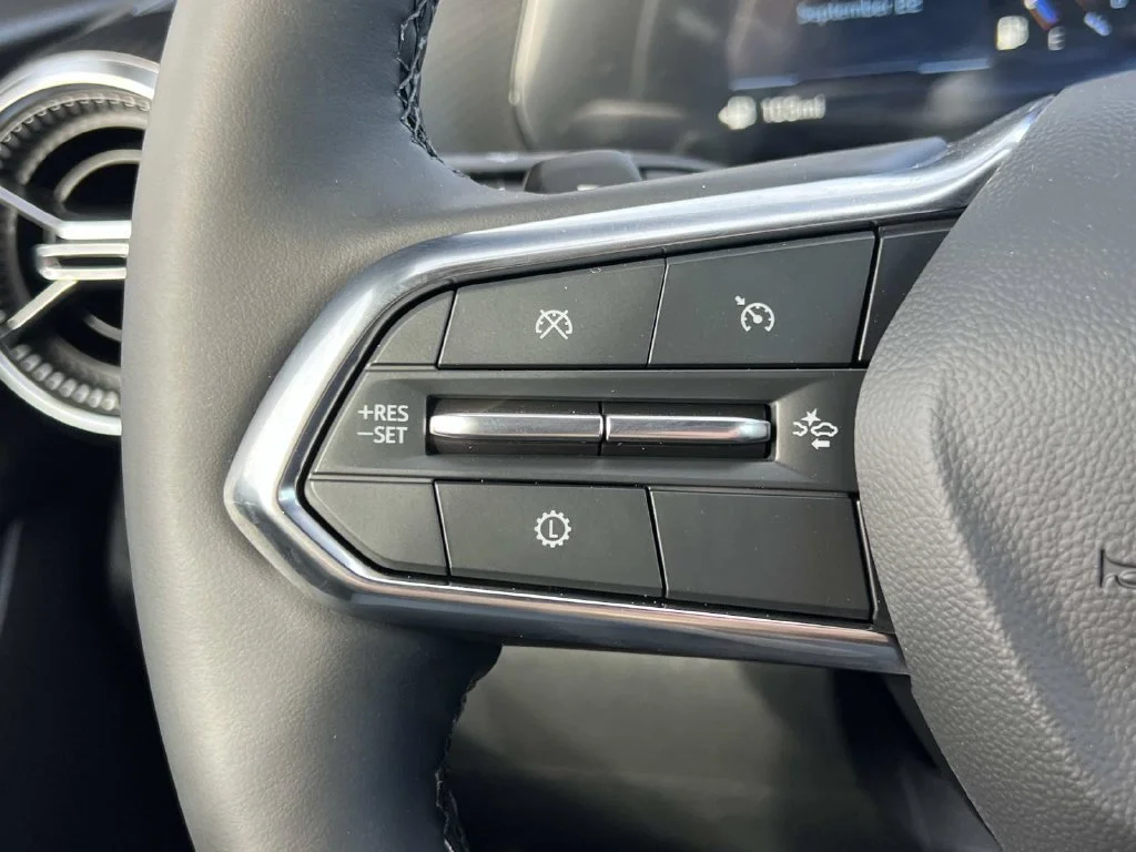 2027 Chevrolet Equinox LT - Photo 21