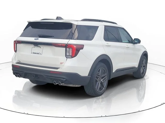 Used 2025 White Ford ST image 5