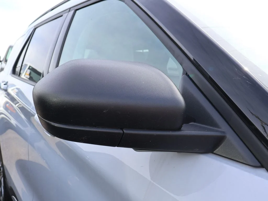 Used 2025 White Metallic Ford Active image 15