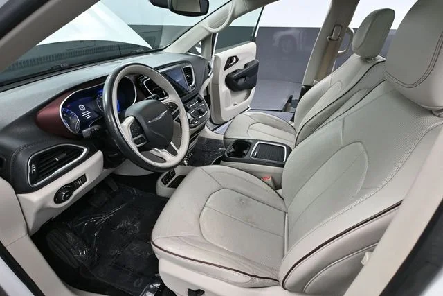 2020 Chrysler Pacifica Limited - Photo 22