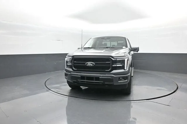 New 2026 Gray Ford Lariat image 4