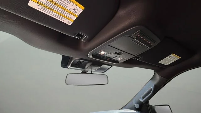 Used 2025 White Ford Tremor image 28