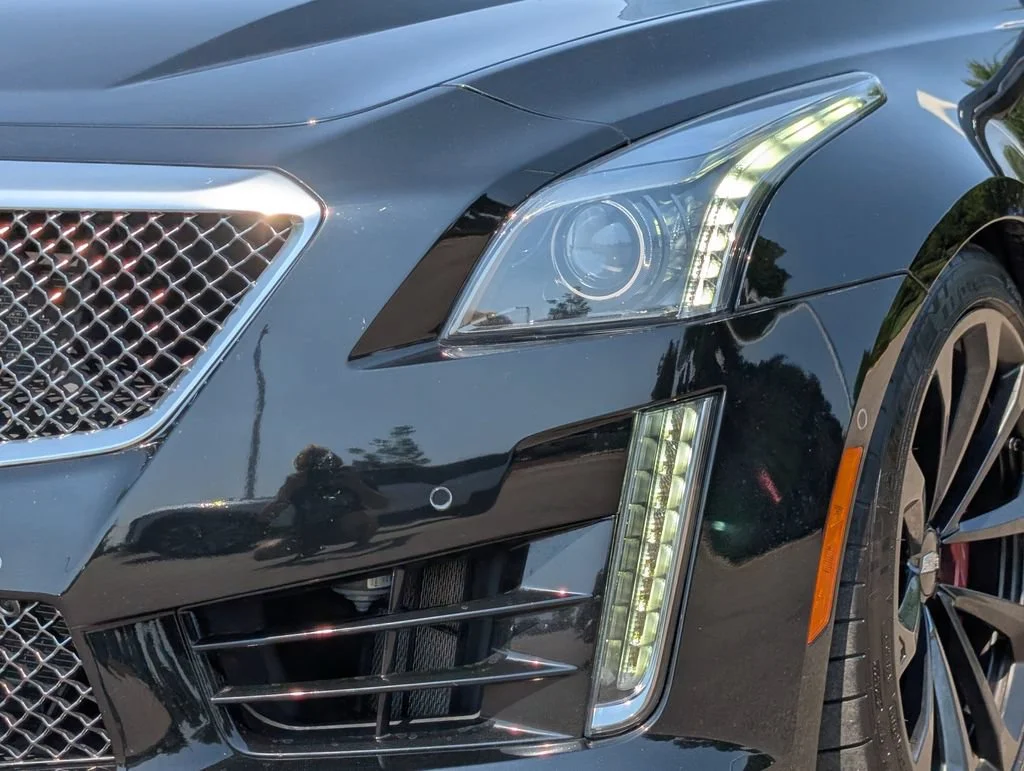 Used 2018 BLACK RAVEN Cadillac 4dr Sdn image 8