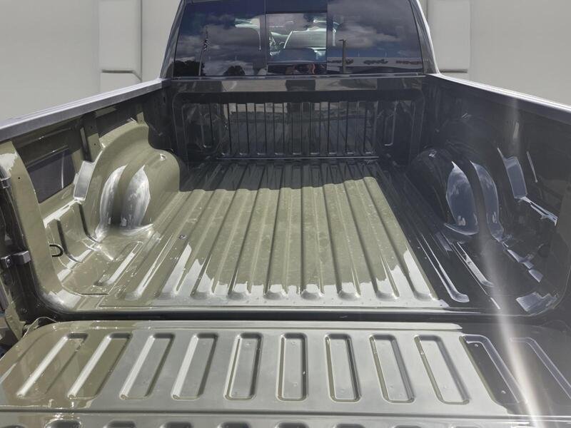 New 2027 Tank Exterior Paint RAM BIG HORN 4X4 CREW CAB 5