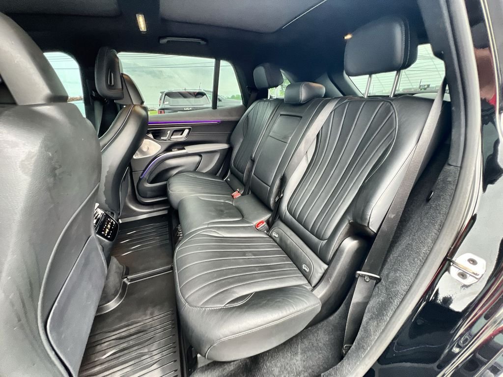 Used 2023 Black Mercedes-Benz 450 image 23