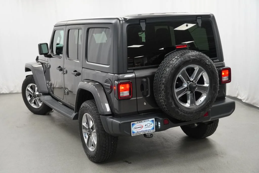 Used 2020 Gray Jeep Sahara 4x4 image 39