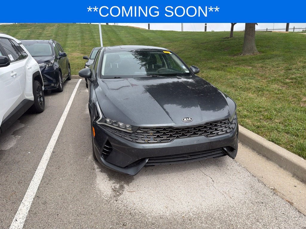Used 2021 Gray Kia LXS image 3