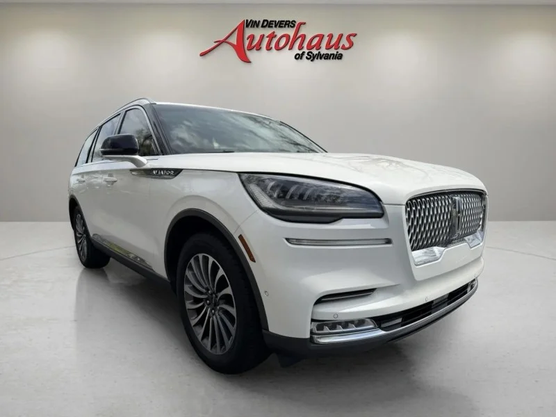 2020 Lincoln Aviator Reserve AWD's photo