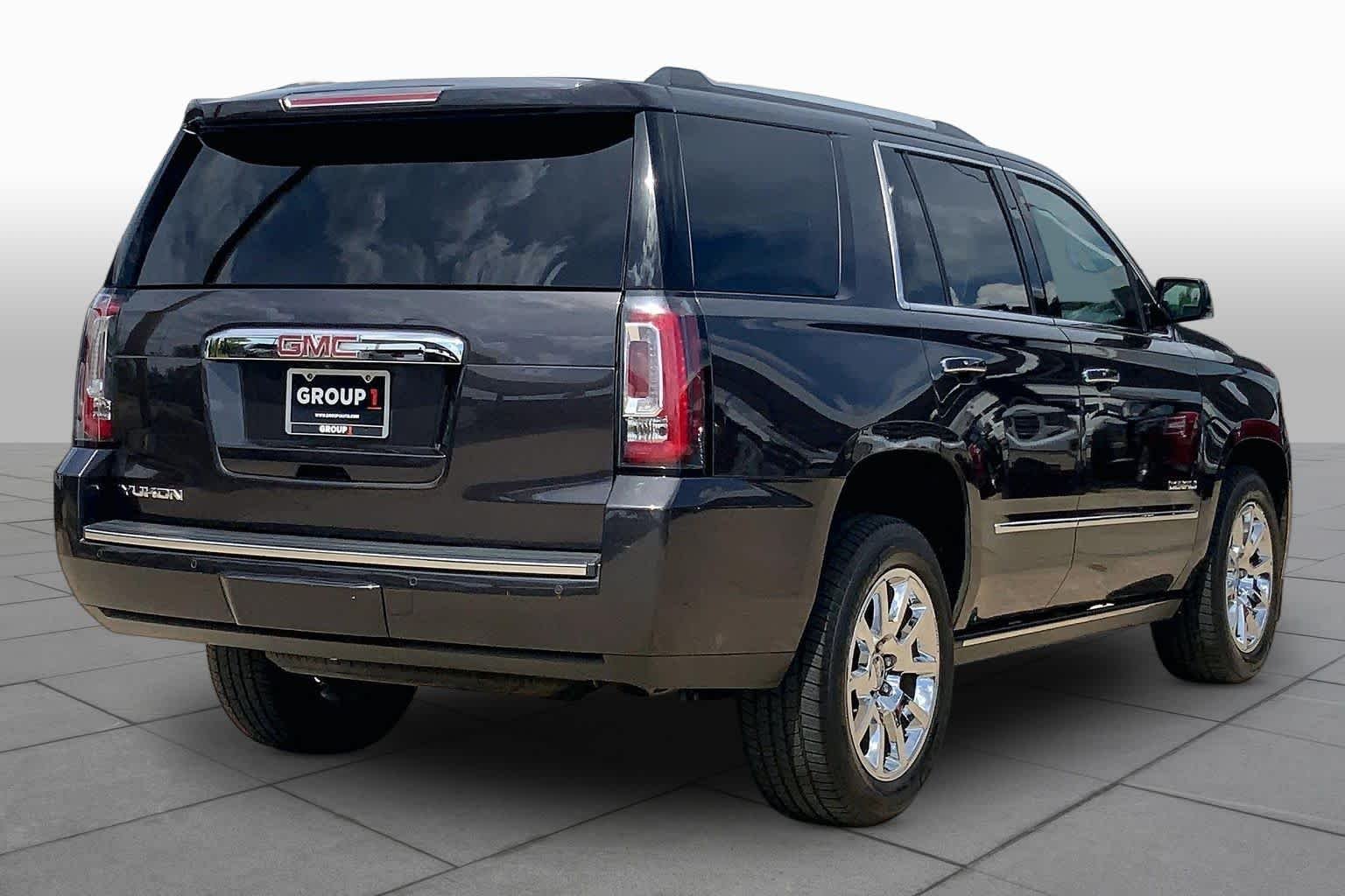 Used 2017 Iridium Metallic GMC Denali image 12