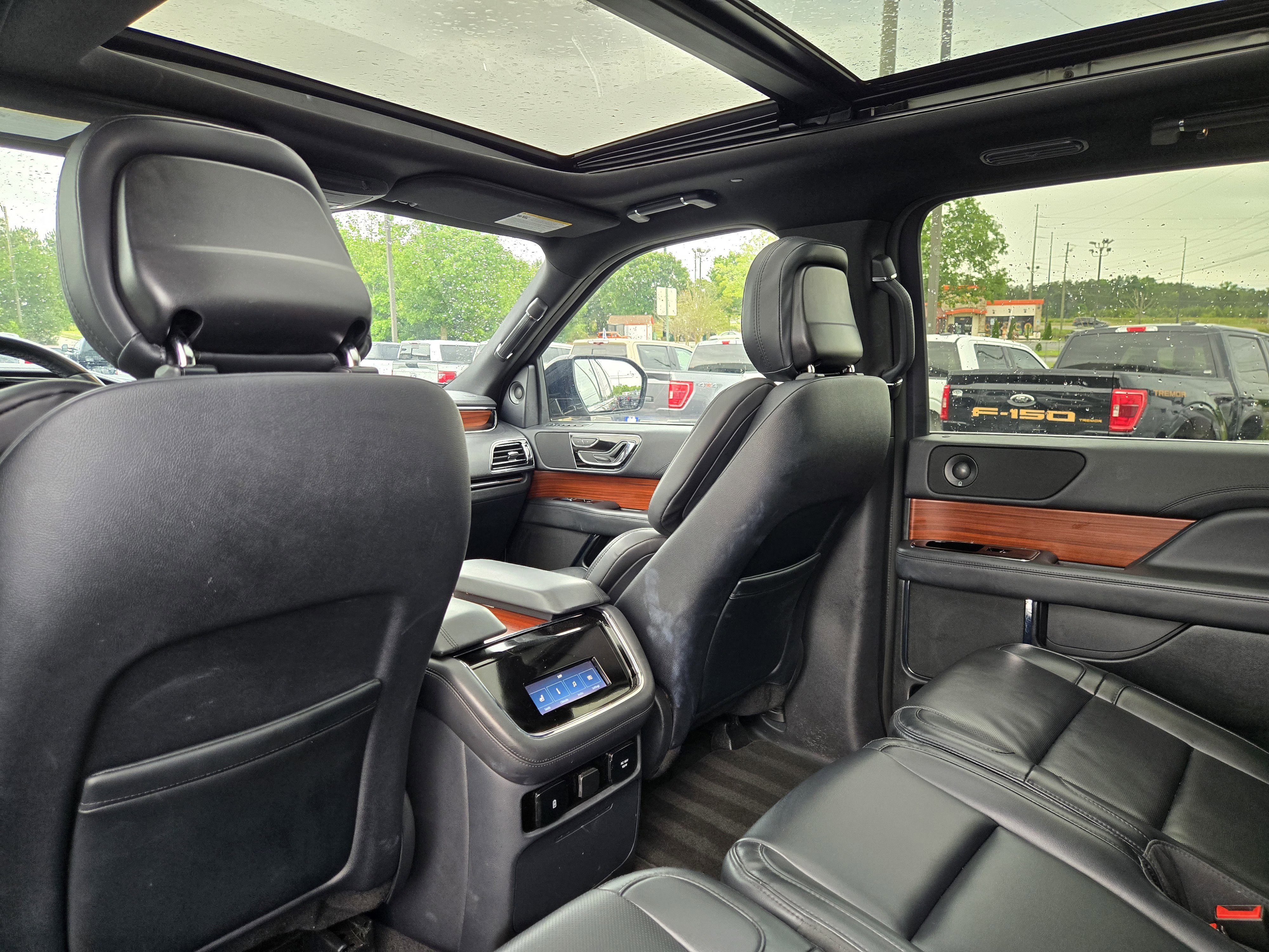 Used 2024 Black Metallic Lincoln Premiere image 17