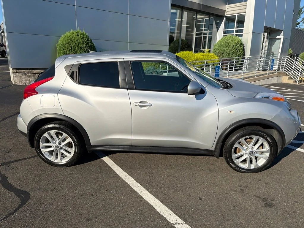 Used 2013 Nissan JUKE SV with VIN JN8AF5MV2DT229763 for sale in Branford, CT