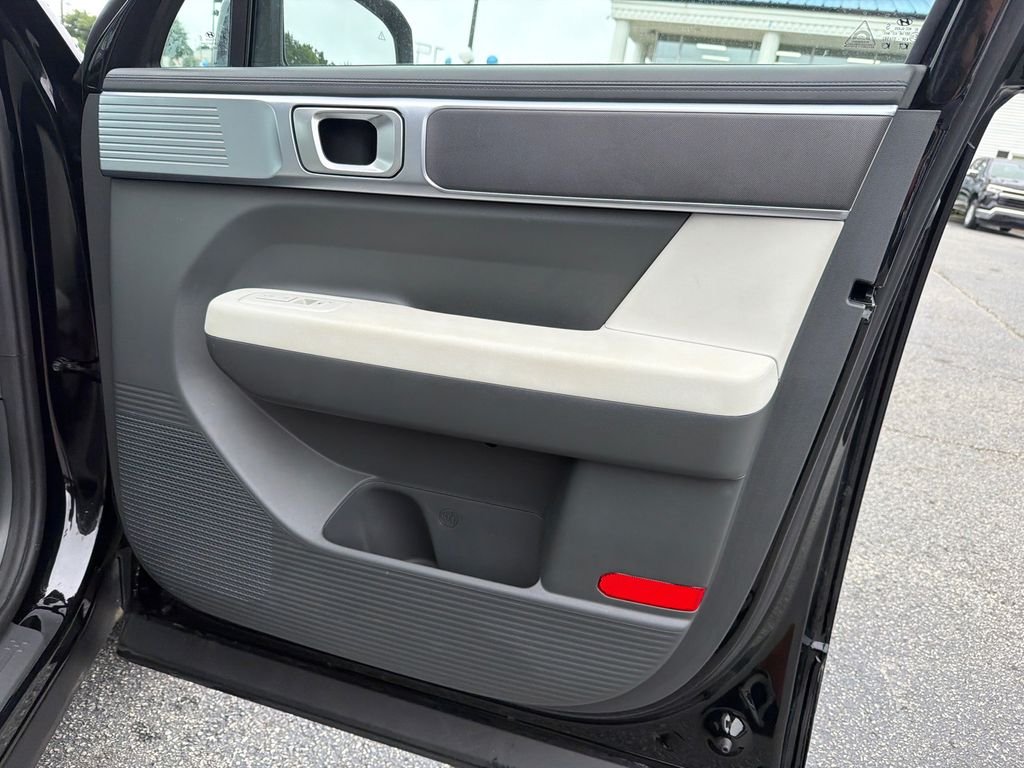 2025 Hyundai Santa Fe SE - Photo 14
