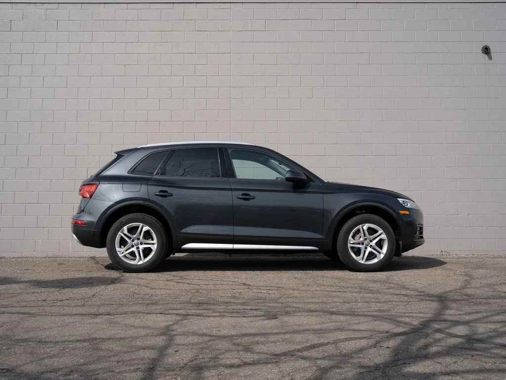 Used 2018  Audi 2.0T image 8