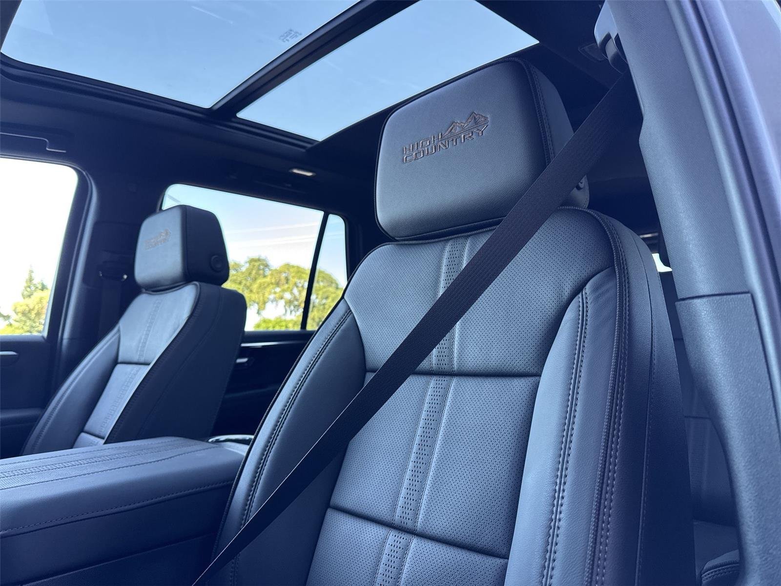 New 2026 Sterling Gray Metallic Chevrolet High Country image 23