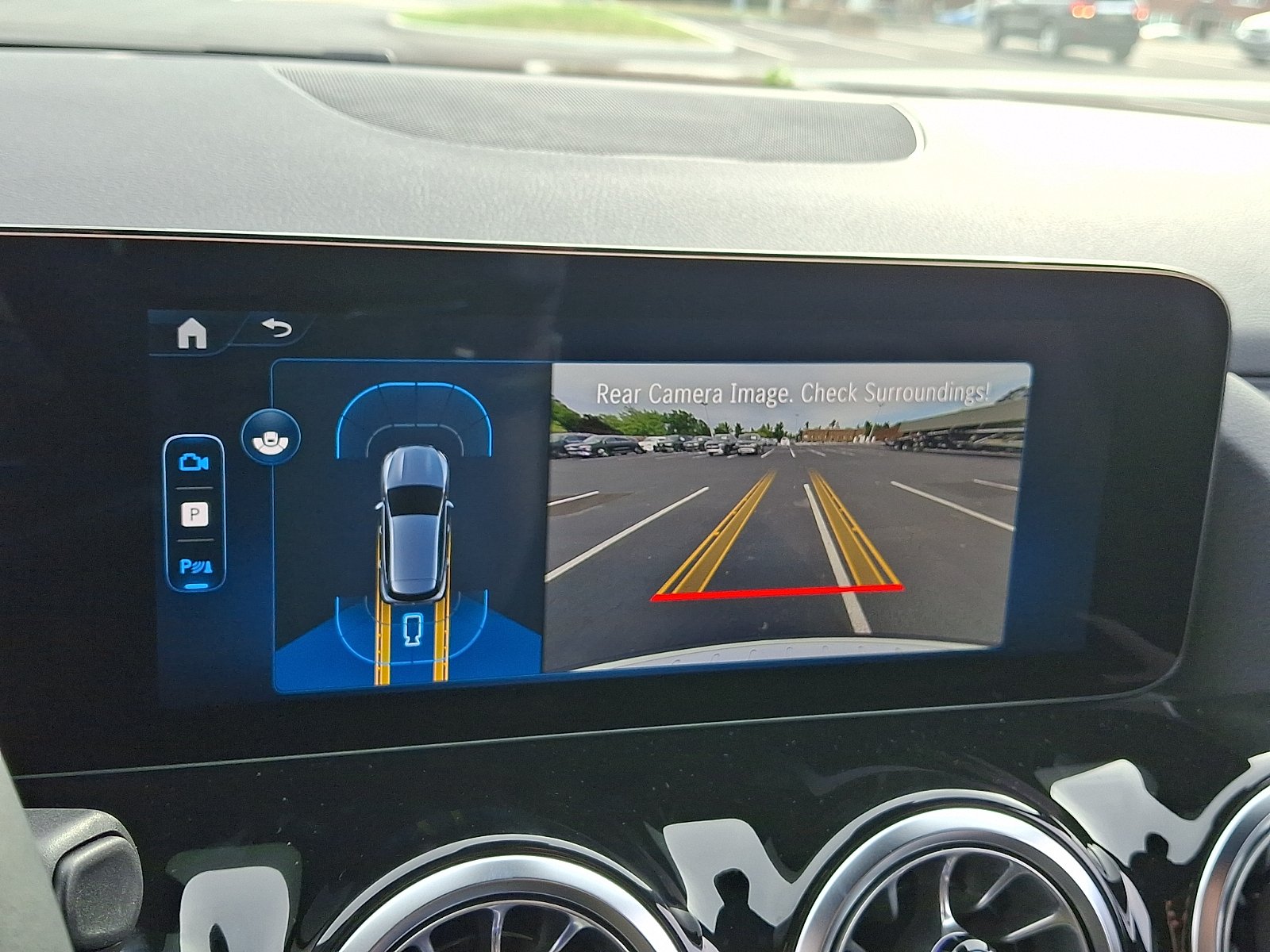 New 2026 Polar White Mercedes-Benz GLA 250 image 15