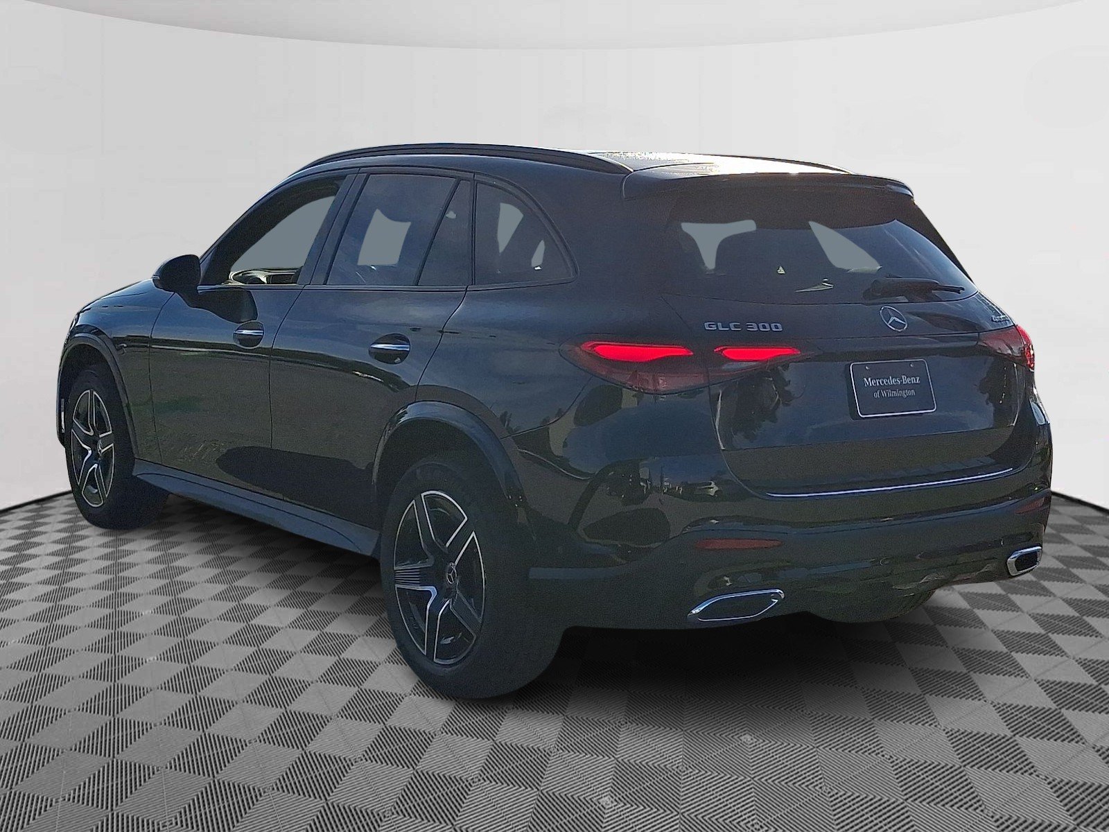 New 2026 Black - 040 Mercedes-Benz  image 4