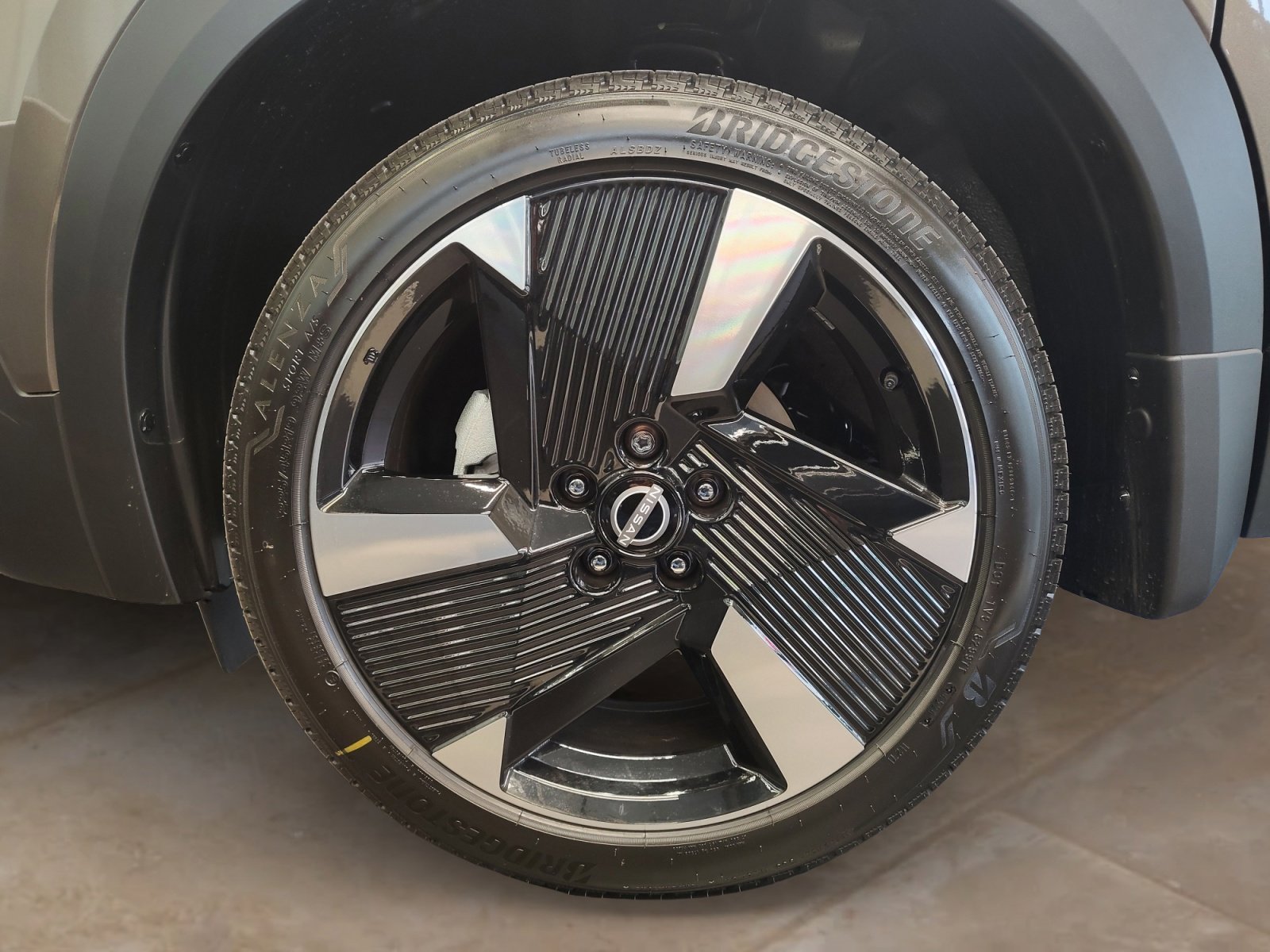 2026 Nissan KICKS SR - Photo 25