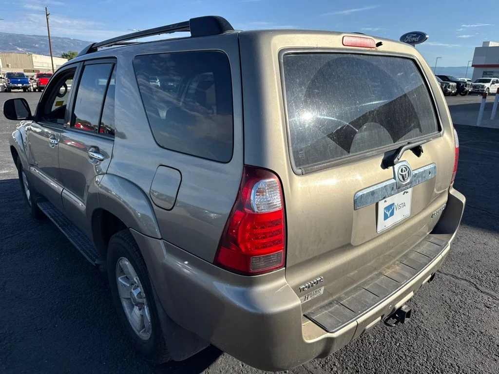 Used 2008 Beige Toyota SR5 image 11