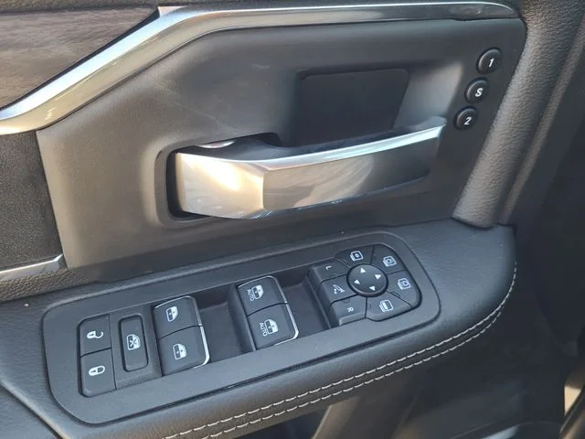 2026 RAM 2500 Laramie - Photo 23