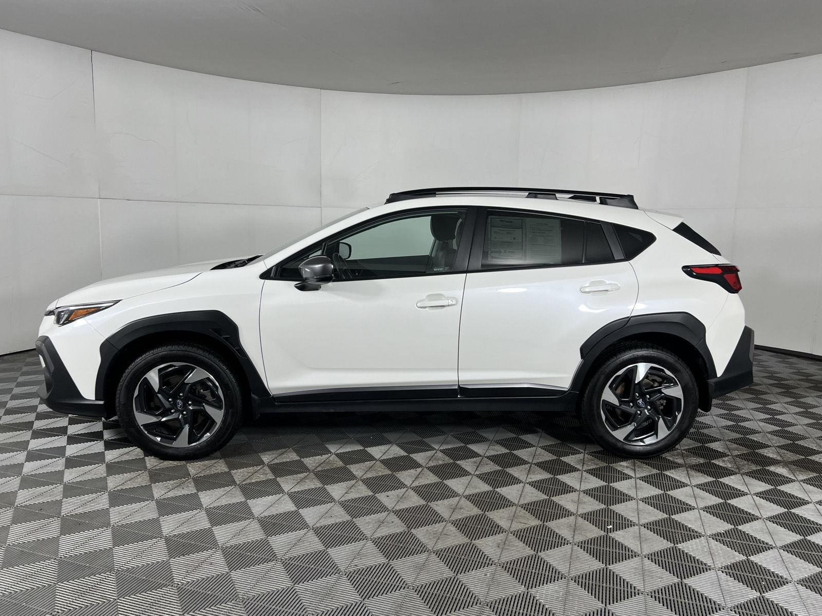 Used 2024 Crystal White Pearl Subaru Limited image 35