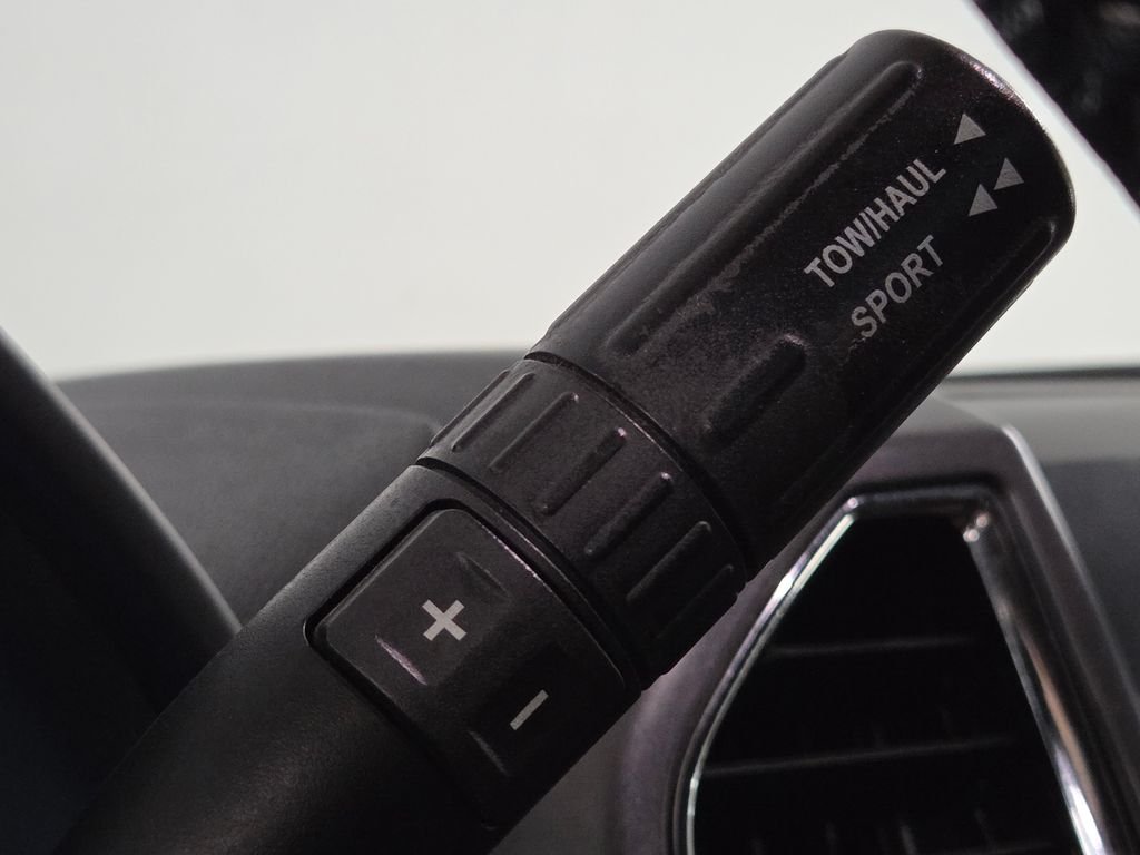 Used 2015 Blue Ford XLT image 34