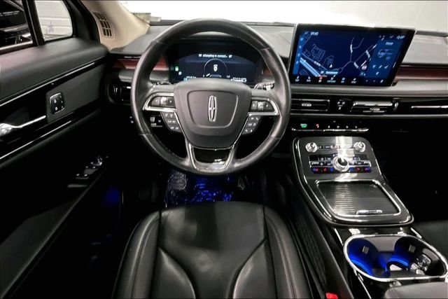 Used 2023 Black Metallic Lincoln Reserve image 6