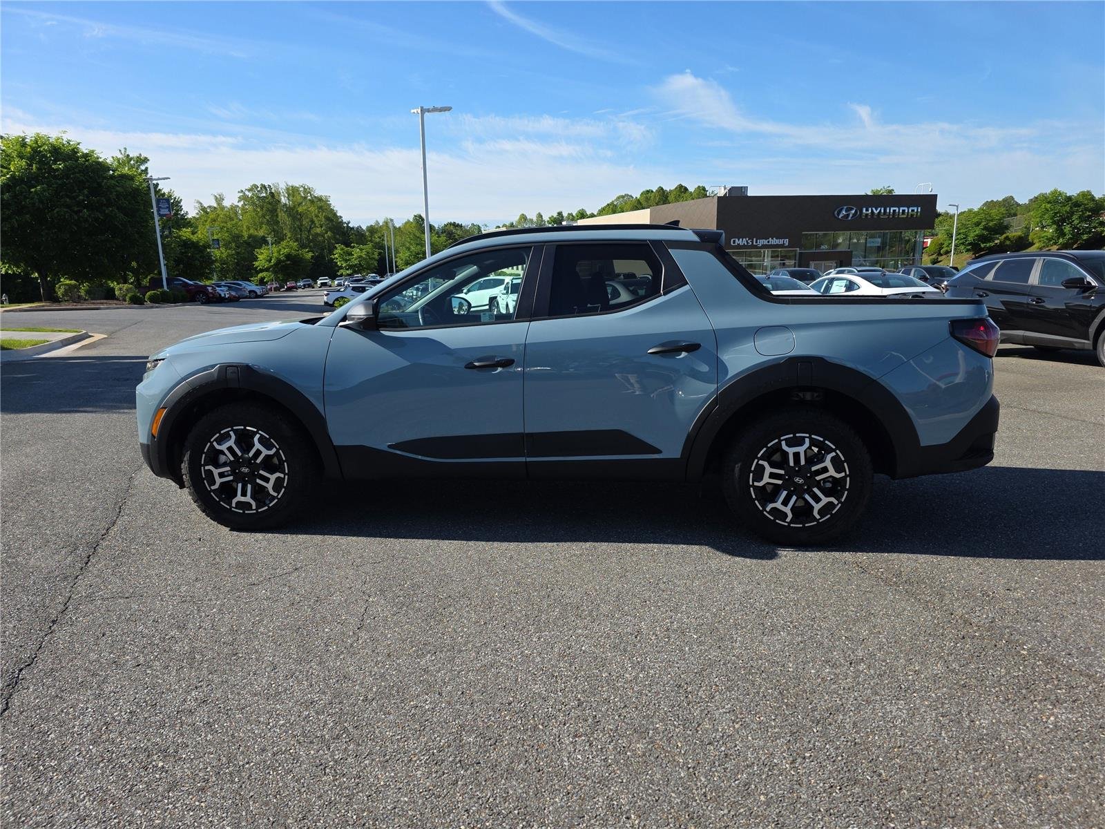 Used 2025 Blue Stone Hyundai XRT image 17