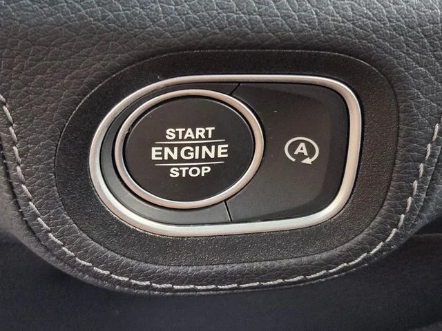 Used 2023  Mercedes-Benz GLE 450 image 32