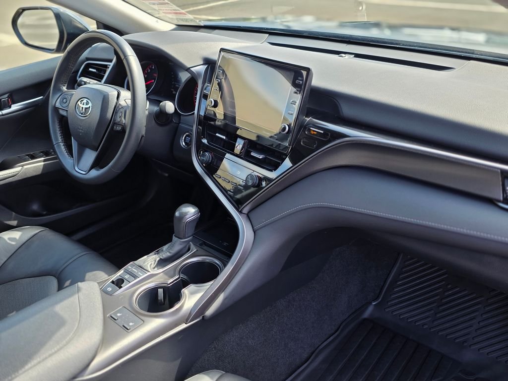 2024 Toyota Camry XSE - Photo 9
