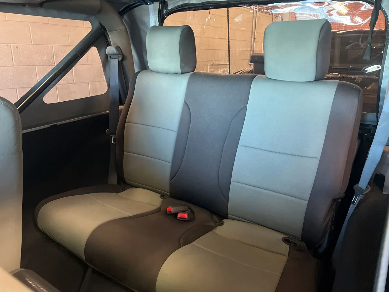 Used 2009 Silver Jeep X image 13