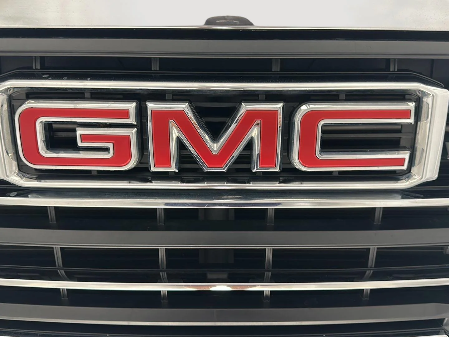 Used 2026 Onyx Black GMC SLT image 26