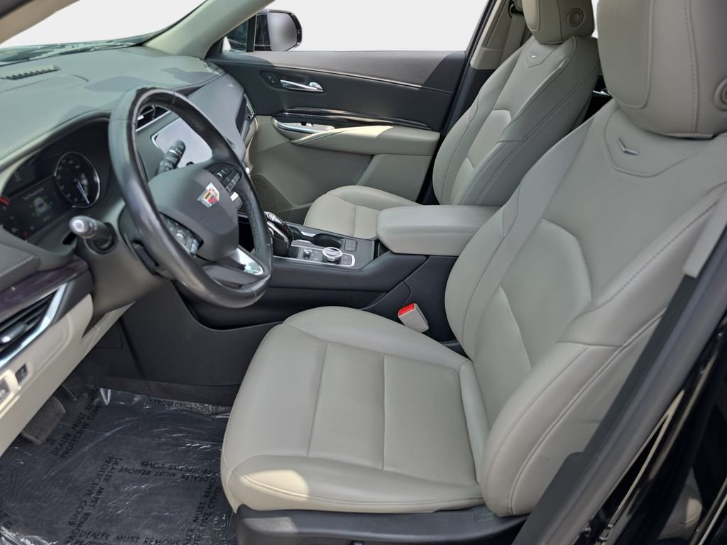 Used 2020 Black Cadillac Luxury image 17